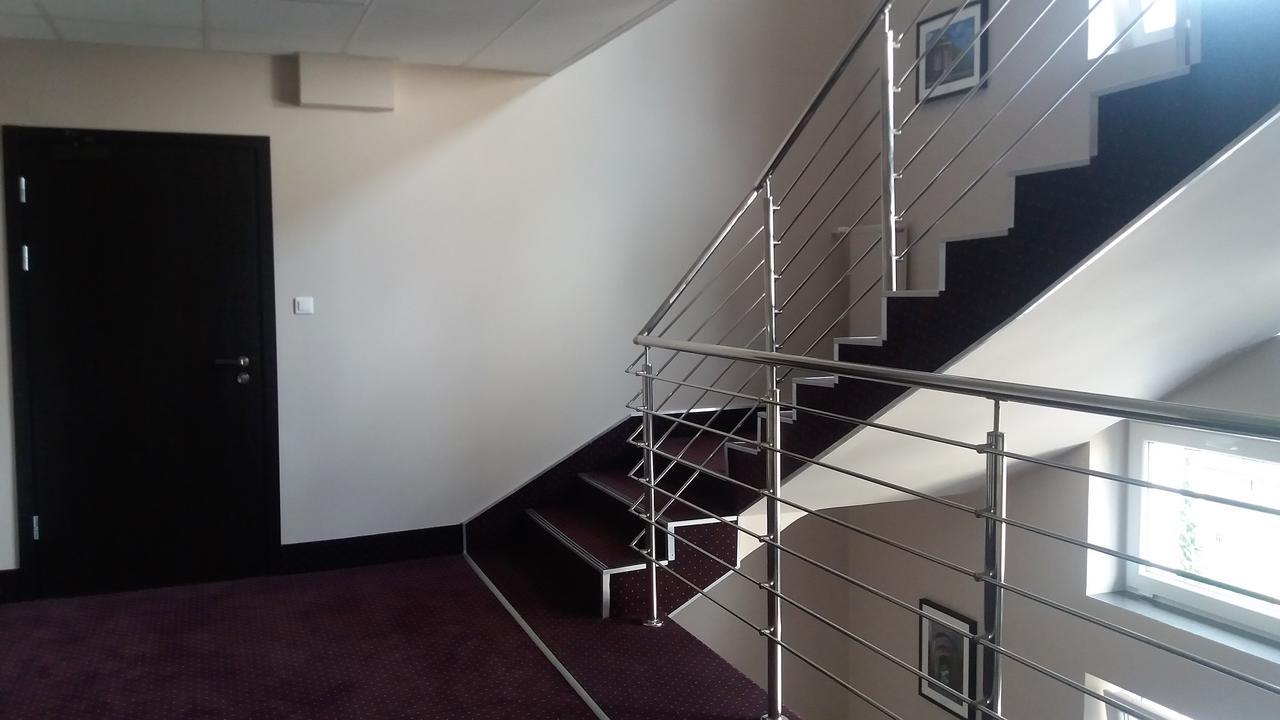 Scsk Pol Lawy Otel Puławy Dış mekan fotoğraf